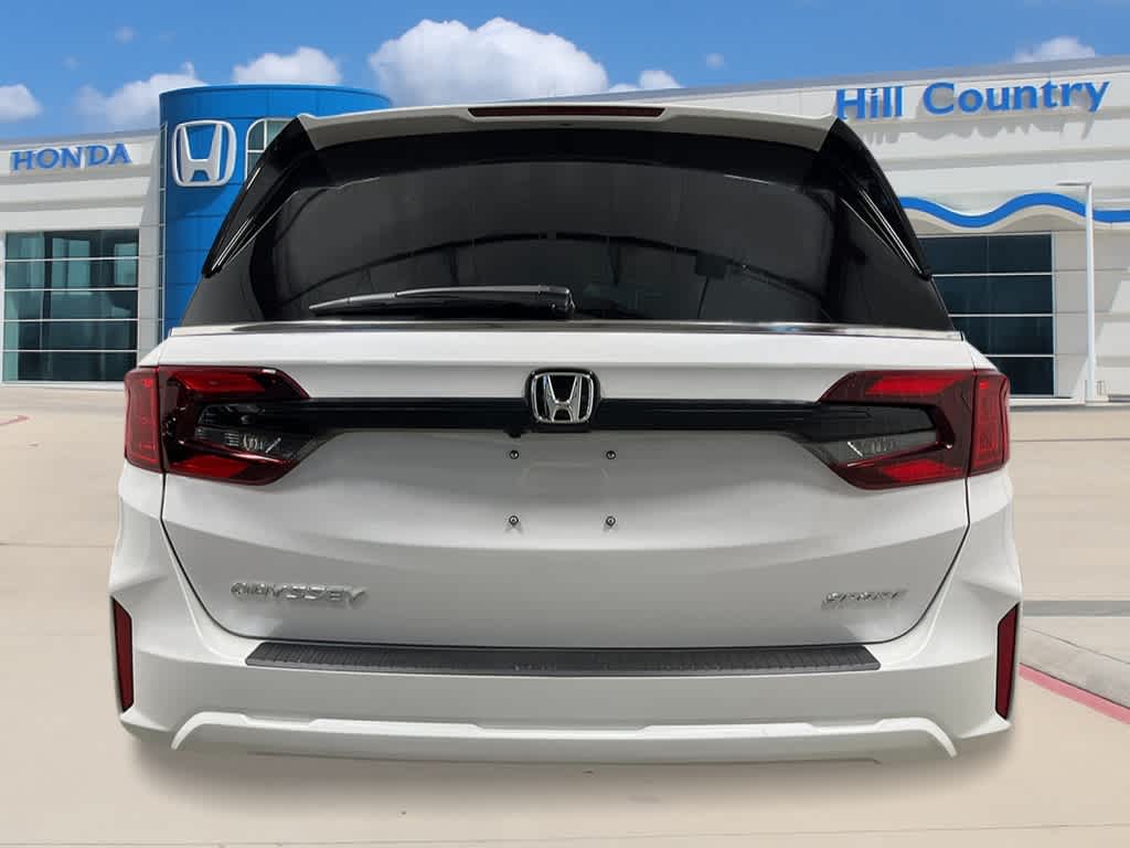 2026 Honda Odyssey photo 4
