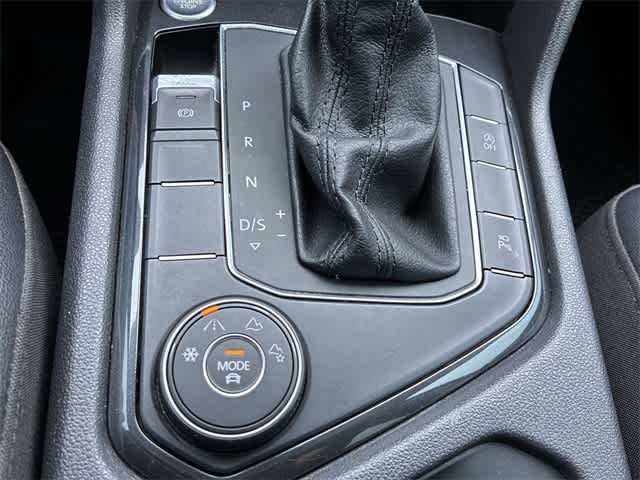 Thumbnail: 2019 Volkswagen Tiguan - 42