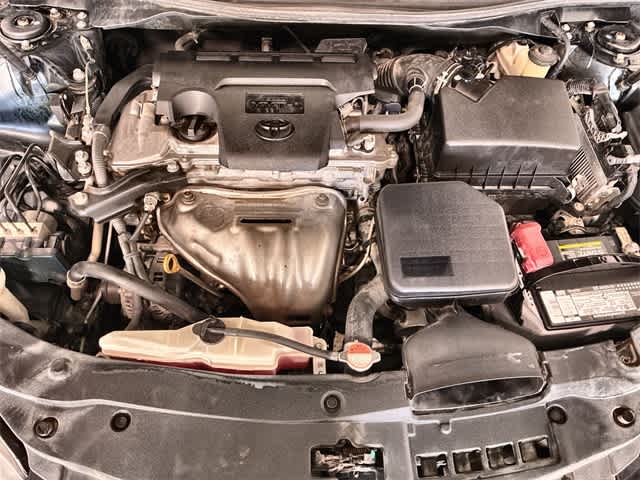 Thumbnail: 2016 Toyota Camry - 15