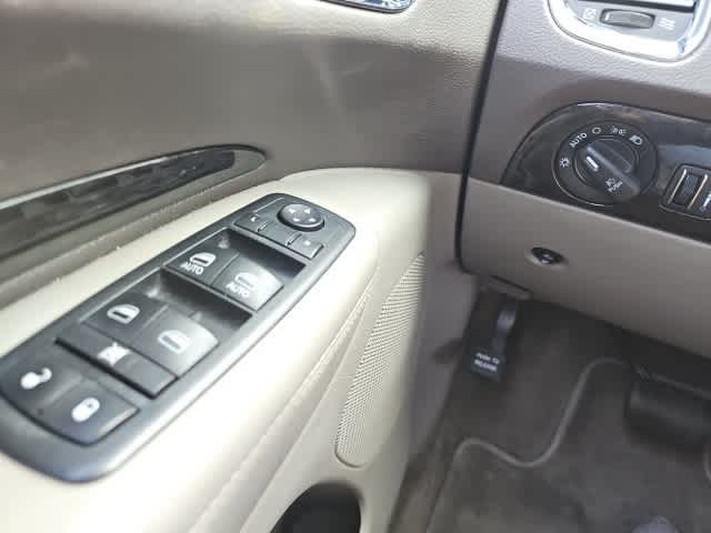 Thumbnail: 2013 Dodge Durango - 12