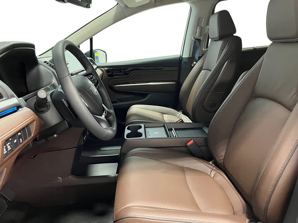Thumbnail: 2026 Honda Odyssey - 13