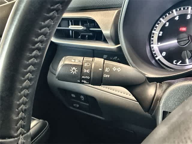 Thumbnail: 2023 Toyota Highlander - 27