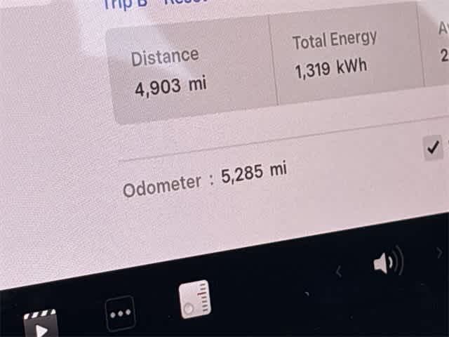 Thumbnail: 2023 Tesla Model 3 - 36