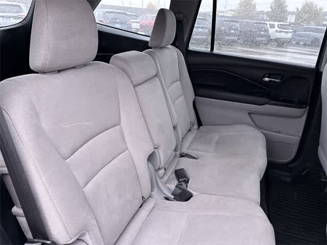 Thumbnail: 2019 Honda Pilot - 21