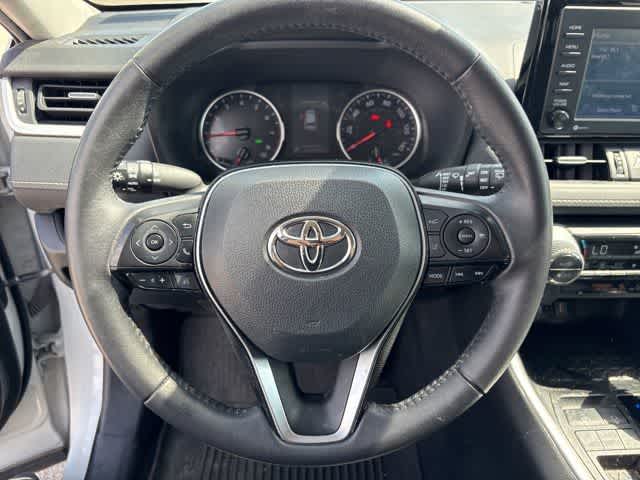 Thumbnail: 2021 Toyota RAV4 - 14