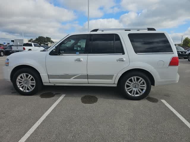 Thumbnail: 2014 Lincoln Navigator - 8