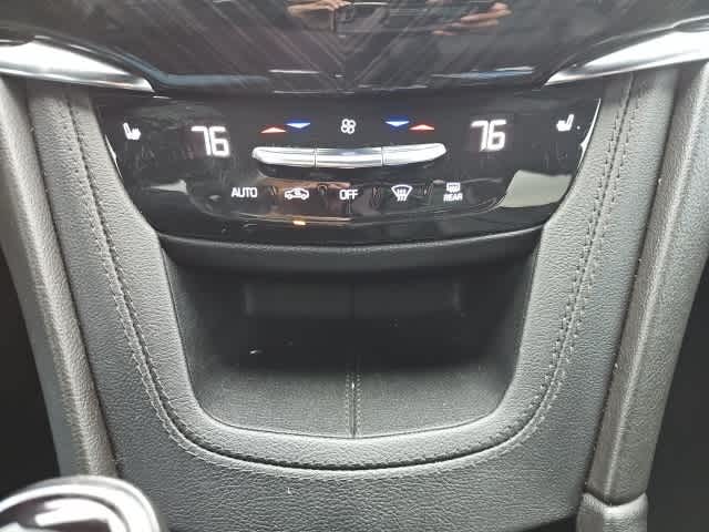 Thumbnail: 2021 Cadillac XT6 - 16