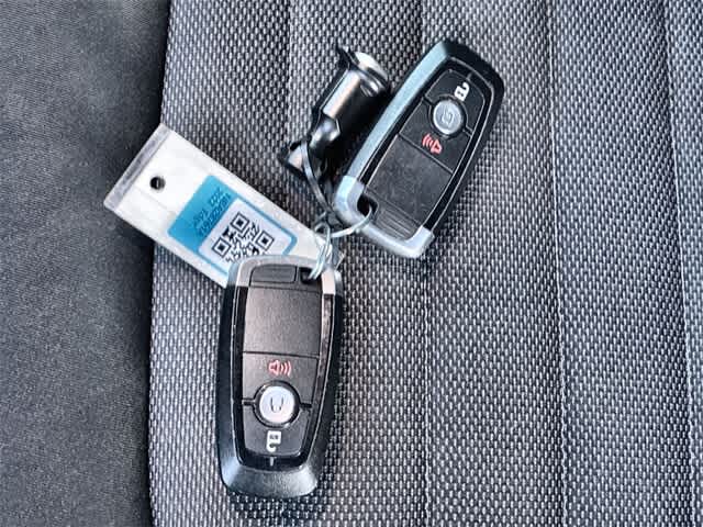 Thumbnail: 2022 Ford Edge - 36