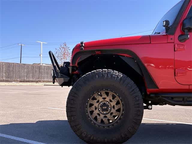 Thumbnail: 2015 Jeep Wrangler - 14