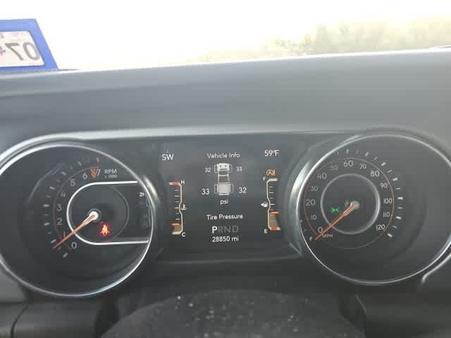 Thumbnail: 2021 Jeep Gladiator - 10