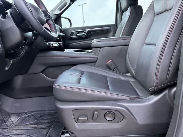 Thumbnail: 2025 Chevrolet Tahoe - 18