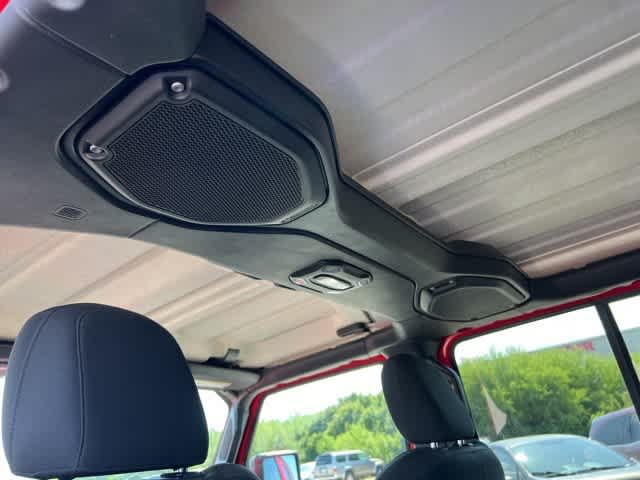 Thumbnail: 2018 Jeep Wrangler - 16