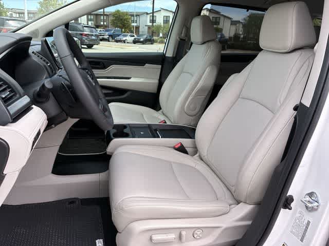 Thumbnail: 2026 Honda Odyssey - 17