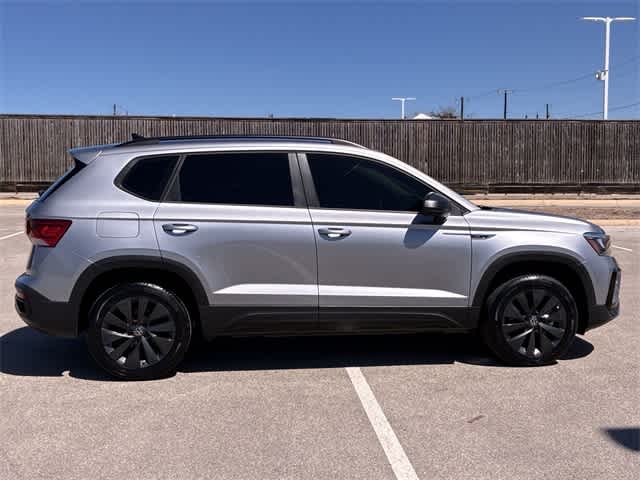 Thumbnail: 2024 Volkswagen Taos - 7