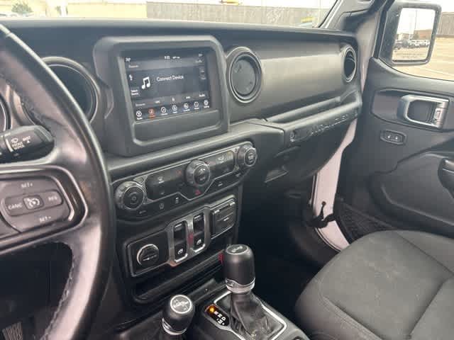 Thumbnail: 2021 Jeep Wrangler - 18