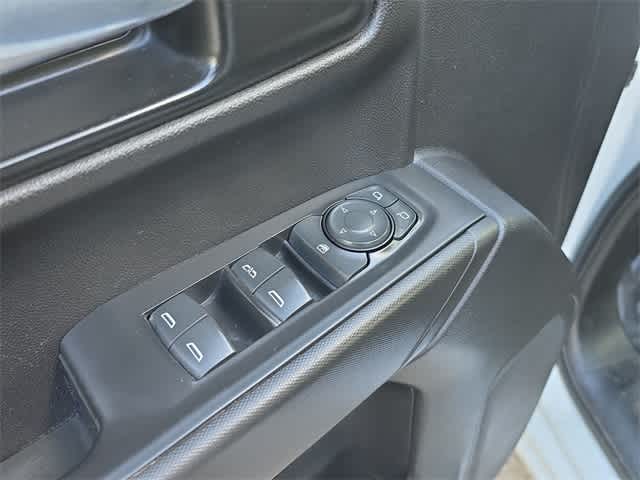 Thumbnail: 2021 Chevrolet Silverado 1500 - 38