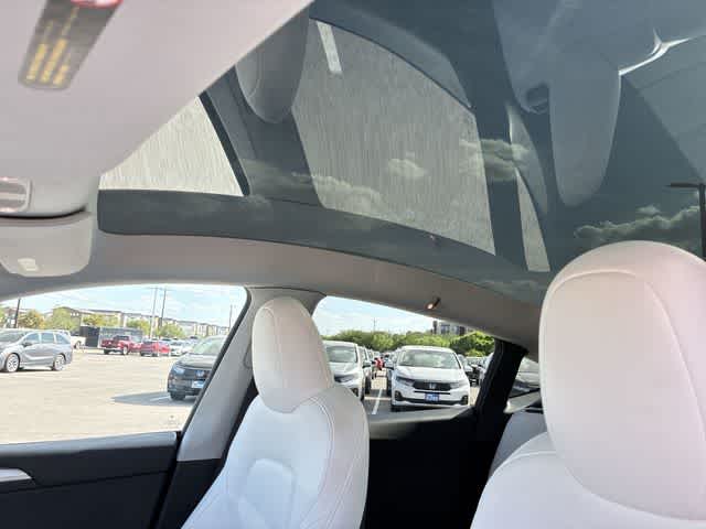 Thumbnail: 2023 Tesla Model Y - 20