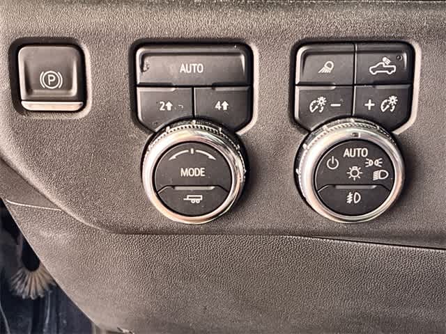 Thumbnail: 2022 GMC Sierra 1500 - 40