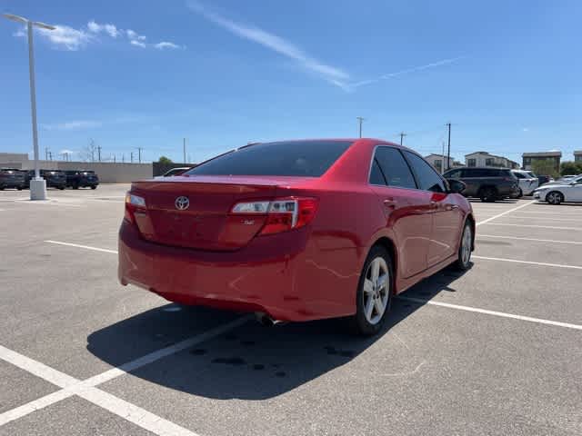 Thumbnail: 2014 Toyota Camry - 8
