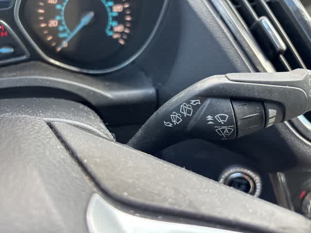 Thumbnail: 2014 Ford Escape - 18