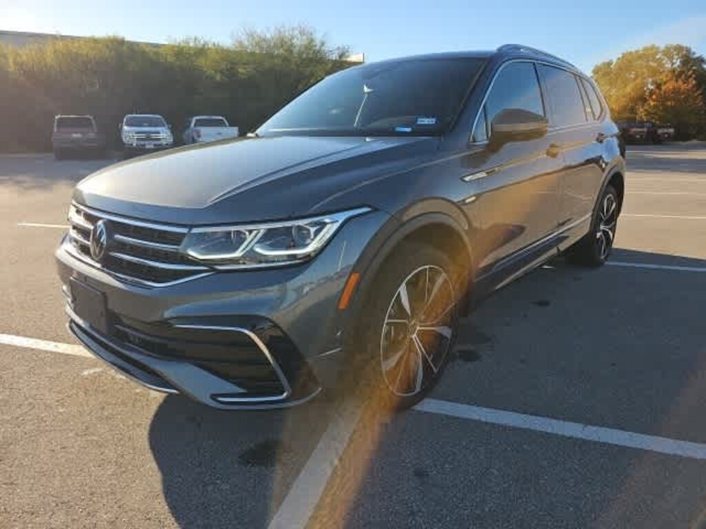Used 2024 Volkswagen Tiguan 2.0T SEL R-Line SUV