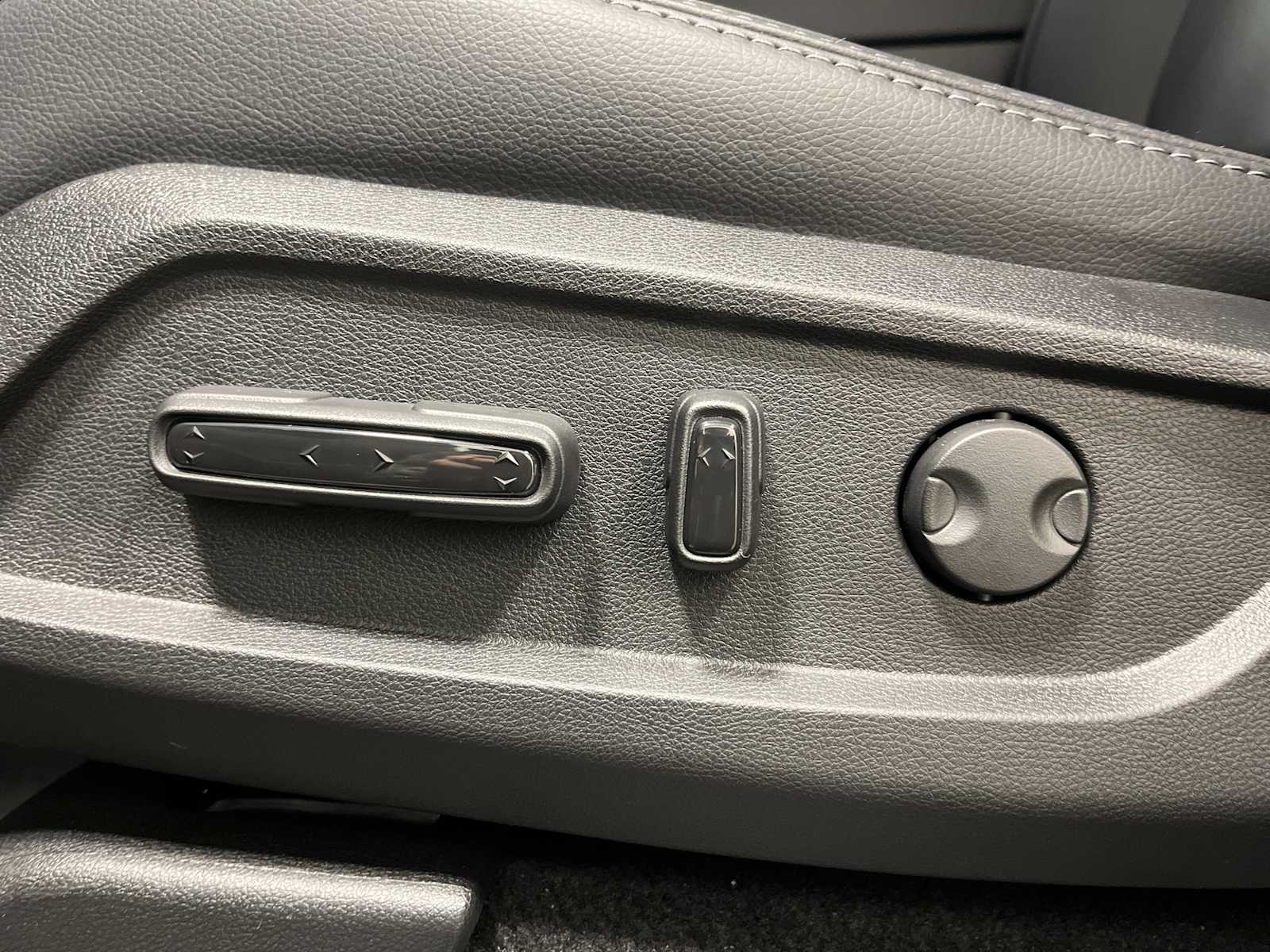 Thumbnail: 2026 Honda Pilot - 13