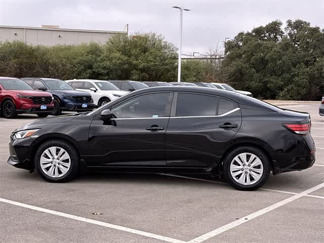 Thumbnail: 2021 Nissan Sentra - 3