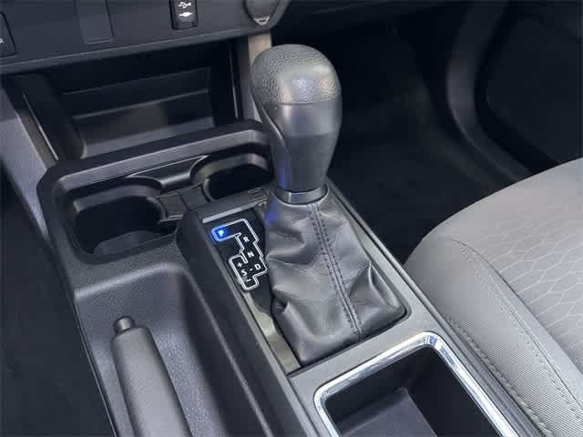 Thumbnail: 2019 Toyota Tacoma - 31