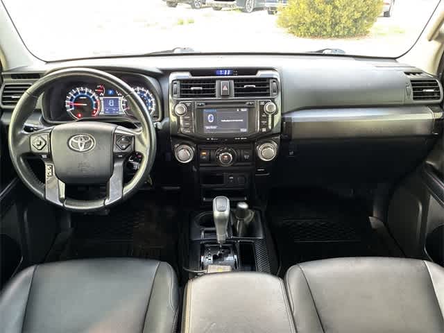 Thumbnail: 2019 Toyota 4Runner - 15