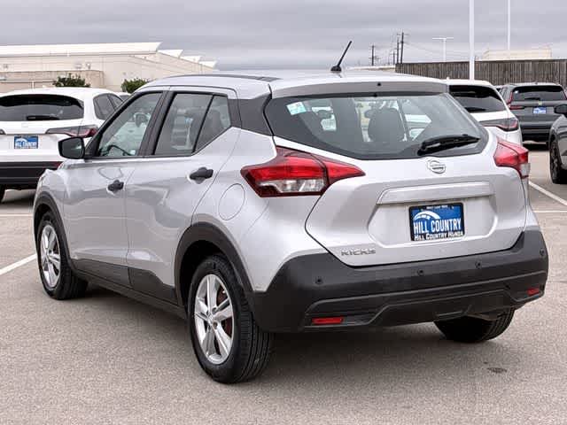 Thumbnail: 2020 Nissan Kicks - 4