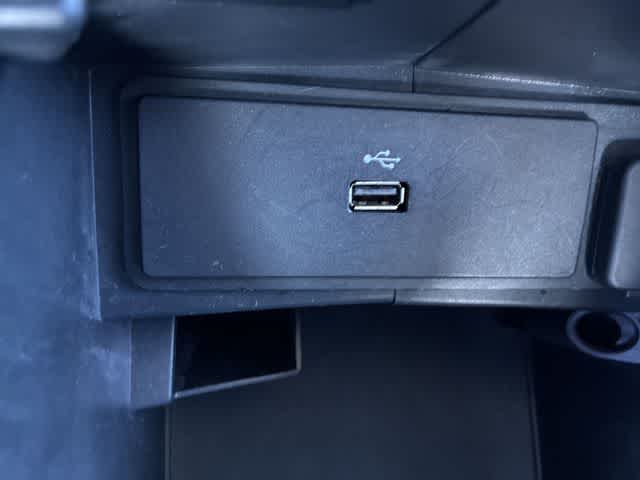 Thumbnail: 2016 Ford Fusion - 33