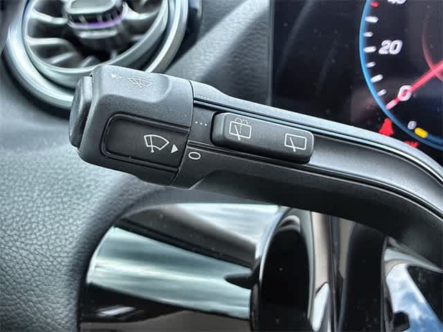 Thumbnail: 2023 Mercedes-Benz GLA - 28