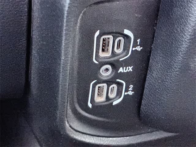 Thumbnail: 2024 RAM 1500 - 32