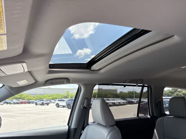 Thumbnail: 2021 Honda Pilot - 20