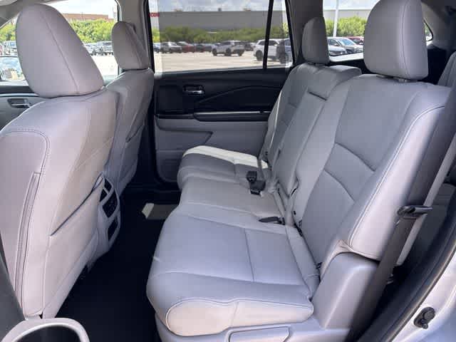 Thumbnail: 2021 Honda Pilot - 21
