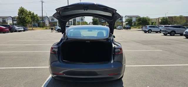 Thumbnail: 2023 Tesla Model 3 - 18