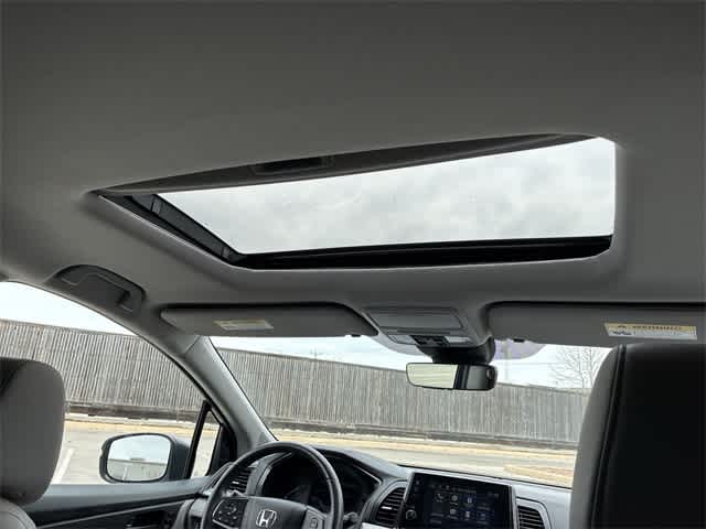 Thumbnail: 2023 Honda Odyssey - 23