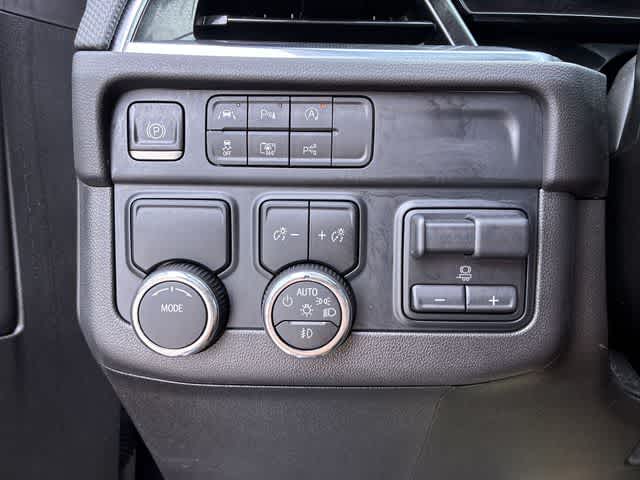 Thumbnail: 2025 Chevrolet Tahoe - 42