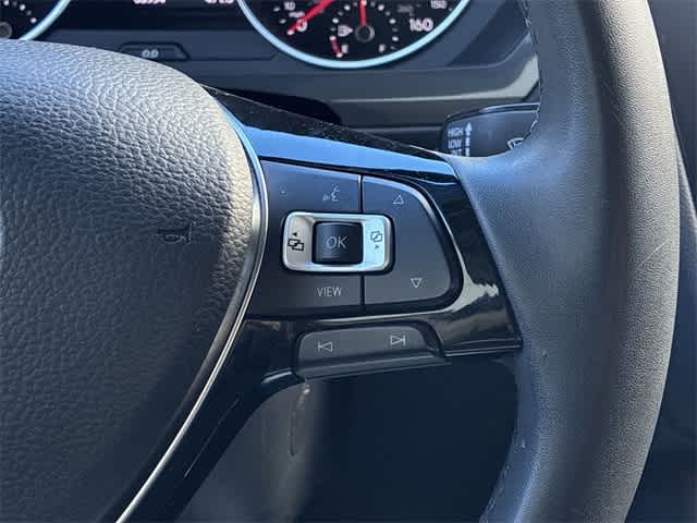 Thumbnail: 2020 Volkswagen Tiguan - 25