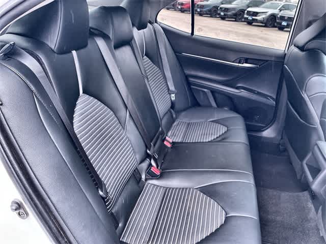 Thumbnail: 2020 Toyota Camry - 21