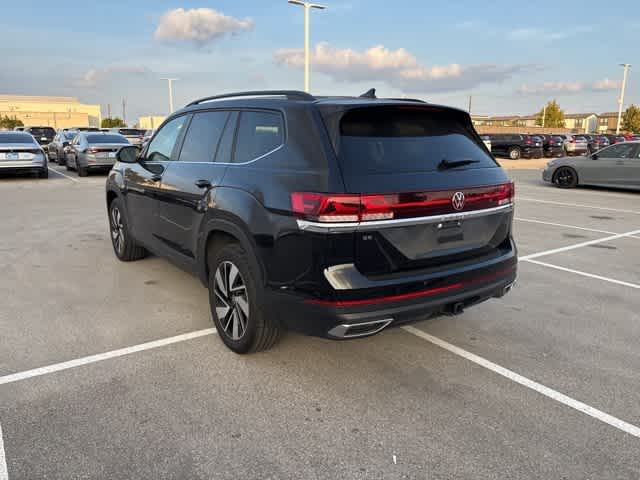 2024 Volkswagen Atlas SE Technology photo 3