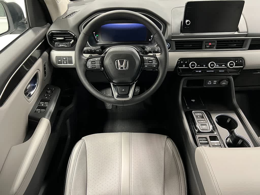 Thumbnail: 2025 Honda Pilot - 18