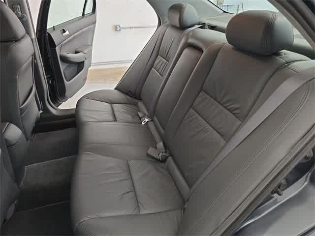 Thumbnail: 2005 Honda Accord - 21