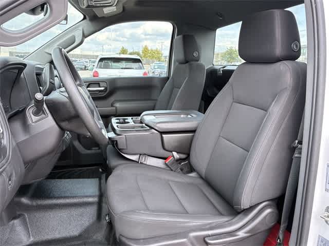 Thumbnail: 2024 Chevrolet Silverado 1500 - 17