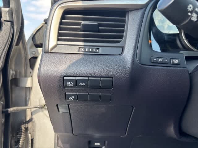 Thumbnail: 2022 Lexus RX - 10