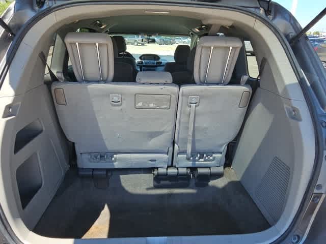 Thumbnail: 2012 Honda Odyssey - 10