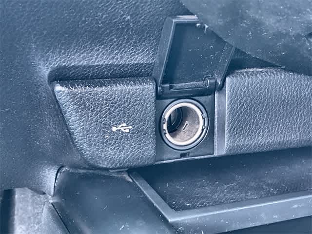 Thumbnail: 2020 Toyota Camry - 32