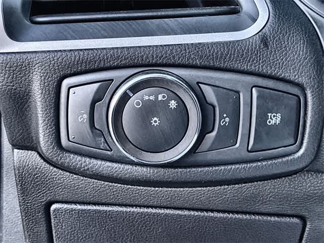 Thumbnail: 2022 Ford Edge - 39