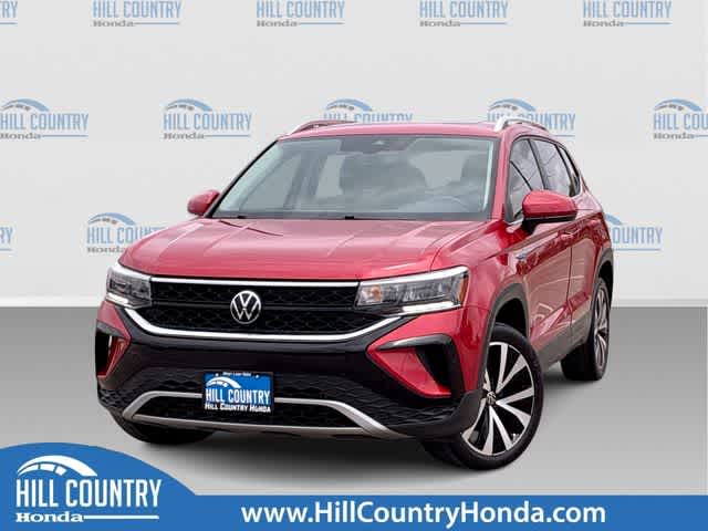 Thumbnail: 2022 Volkswagen Taos - 1