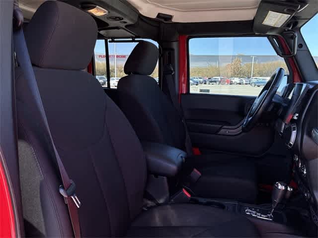 Thumbnail: 2015 Jeep Wrangler - 24